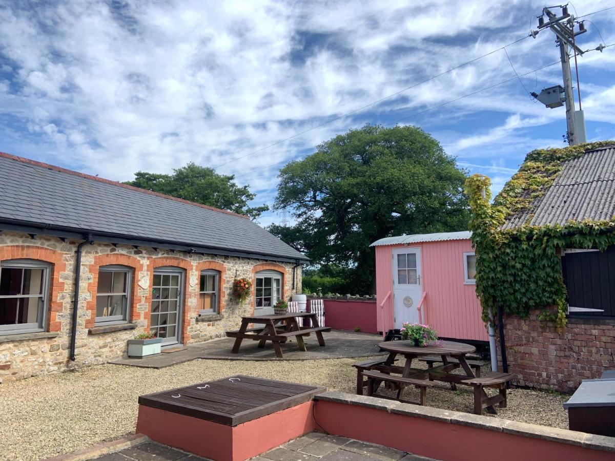 Swallow Cottage At Duffryn Mawr Cottages Hensol Eksteriør billede